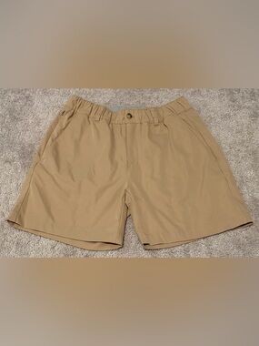 Wowie Men’s Shorts Mojave Sand Khaki Stretch Performance Size Medium (28x5.5)